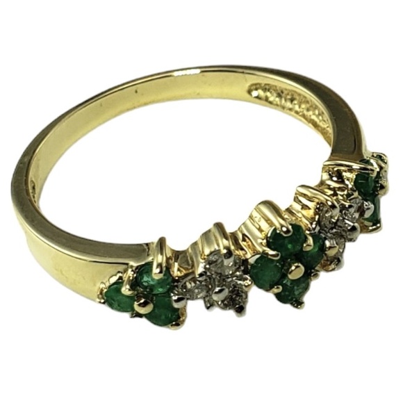 Vintage 14 Karat Yellow Gold Emerald and Diamond Ring Size 7 #15631 - Picture 4 of 8